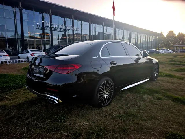Mercedes-Benz C-Class — Фото автомобиля 5