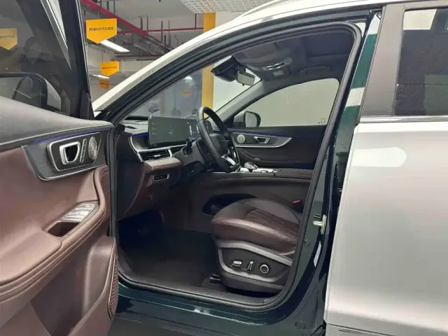 Chery Tiggo 8 PRO 2025 390T 2WD Premium Edition I — Фото автомобиля 7