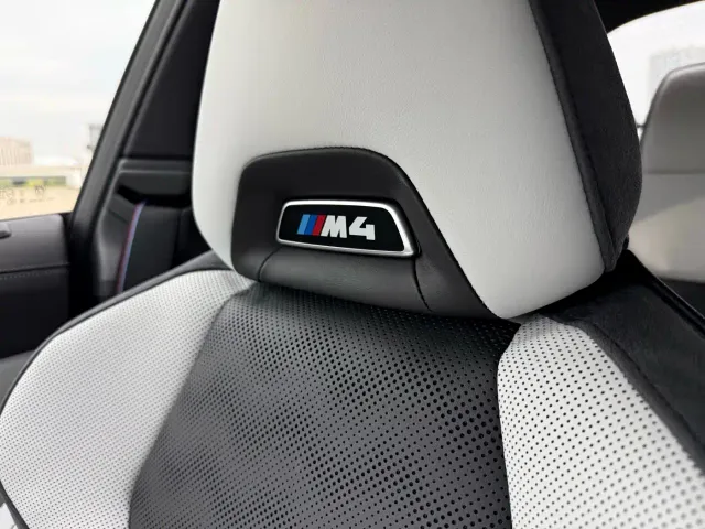 BMW M4 — Фото автомобиля 10