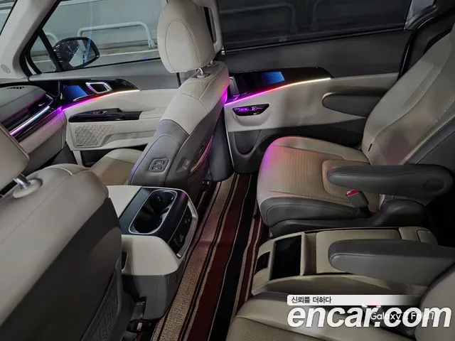 Kia Canival Новый Carnival 4 поколение Дизель 9 мест Signature — Фото автомобиля 14