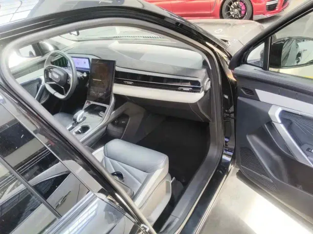 Geely Boyue L — Фото автомобиля 10