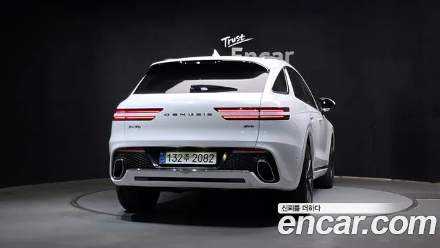 Genesis GV70 — Фото автомобиля 4