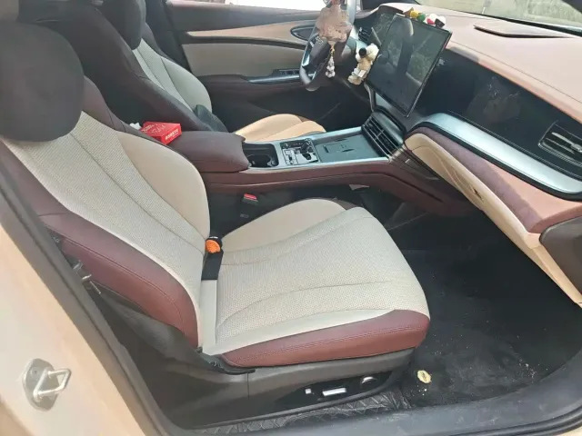BYD Seal 07 DM-i — Фото автомобиля 14
