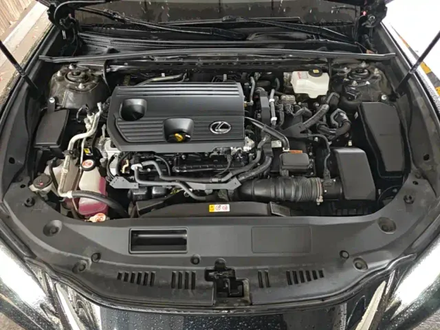 Lexus ES — Фото автомобиля 19