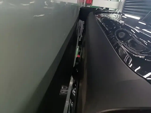 Tesla Model Y — Фото автомобиля 21