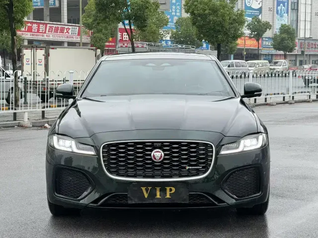 Jaguar XFL — Фото автомобиля 2