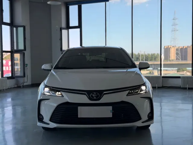 Toyota Corolla — Фото автомобиля 2