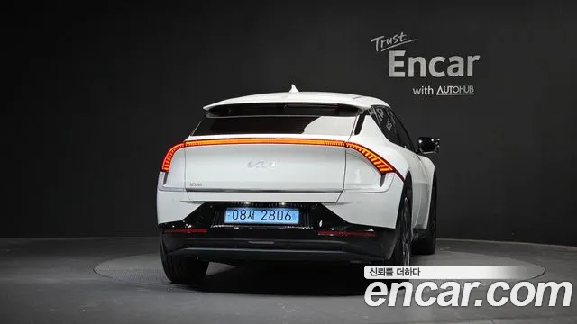 Kia EV6 — Фото автомобиля 3