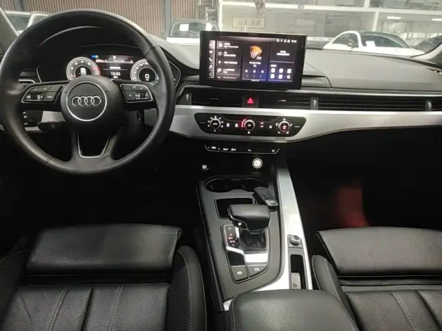 Audi A4L — Фото автомобиля 12