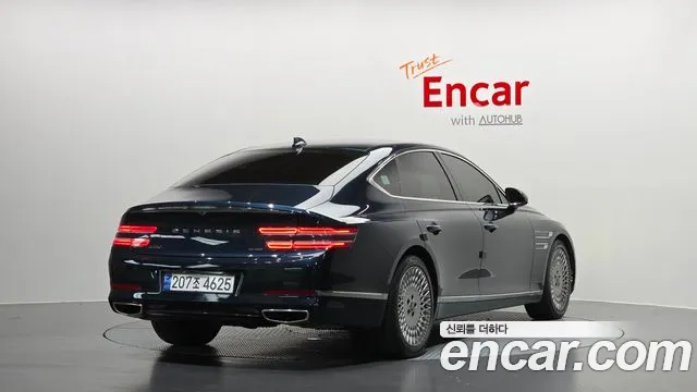 Genesis G80 Бензин 2.5 турбо AWD — Фото автомобиля 2