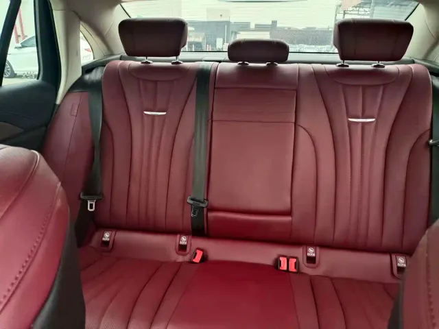 Hongqi H5 — Фото автомобиля 10