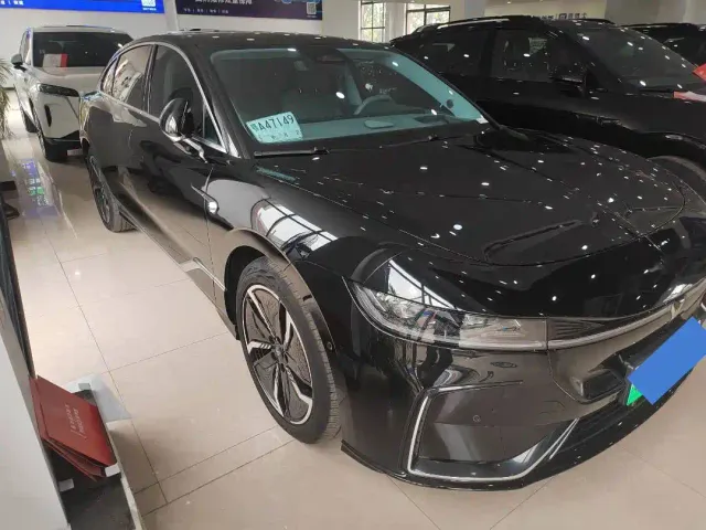 Voyah Zhuiguang — Фото автомобиля 3