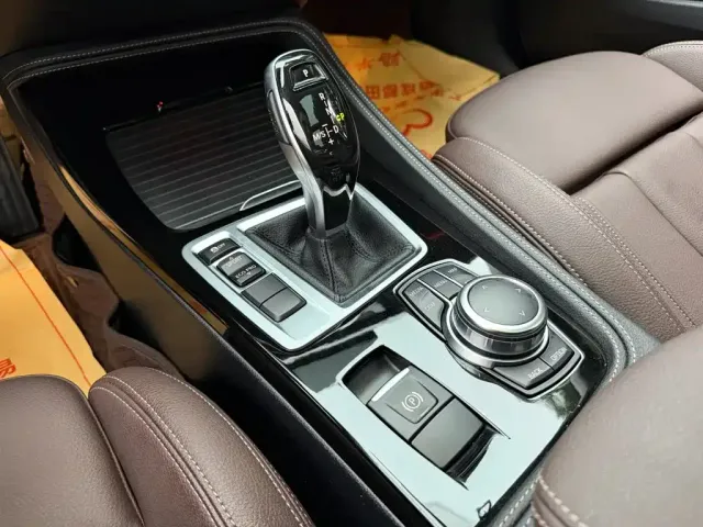 BMW 1 Series — Фото автомобиля 9