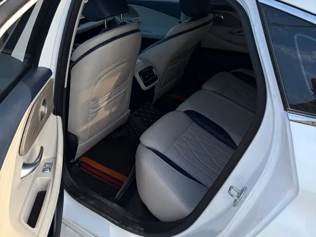 Chery Arrizo 8 — Фото автомобиля 6
