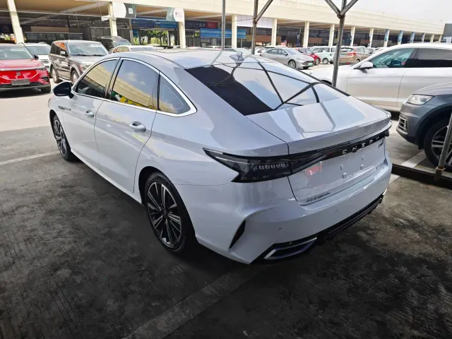 Chery Arrizo 8 — Фото автомобиля 13