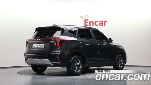 Kia Seltos — Фото автомобиля 2