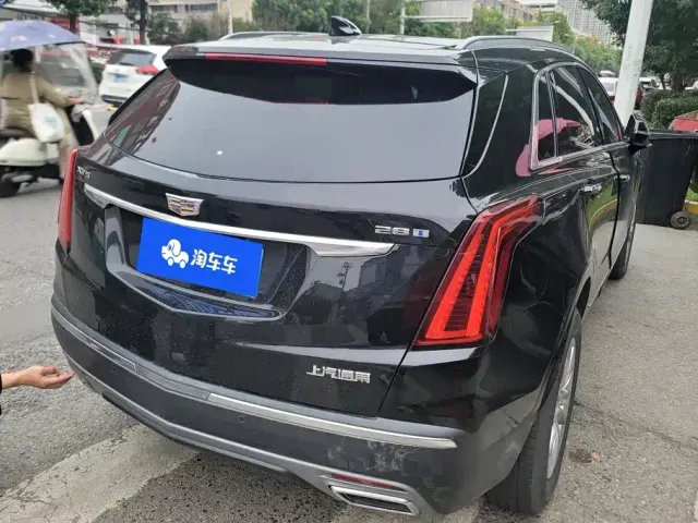 Cadillac XT5 — Фото автомобиля 3