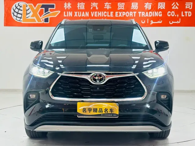 Toyota Highlander — Фото автомобиля 2