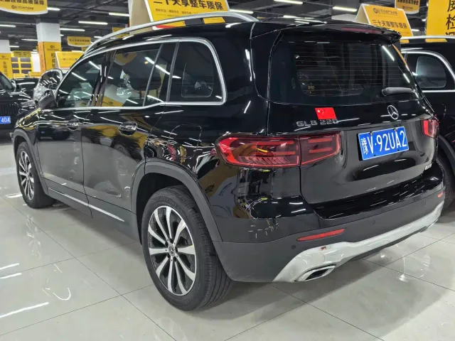 Mercedes-Benz GLB-Class — Фото автомобиля 15