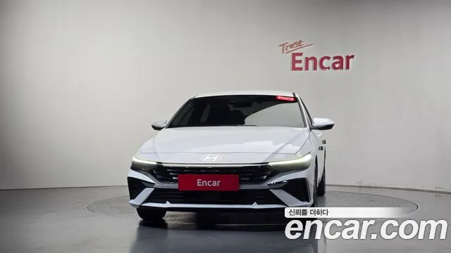 Hyundai Avante CN7 — Фото автомобиля 3
