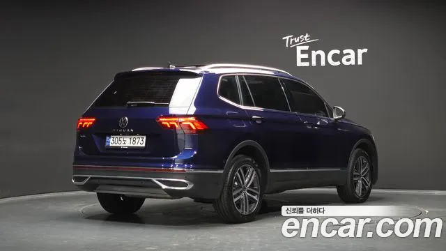 Volkswagen Tiguan — Фото автомобиля 2