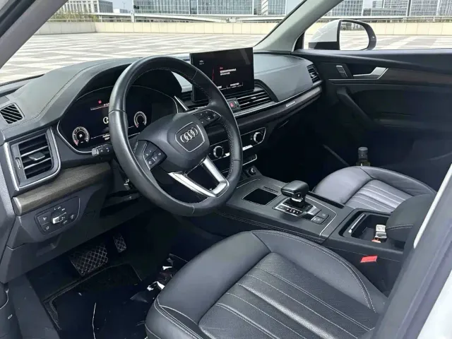 Audi Q5L — Фото автомобиля 4