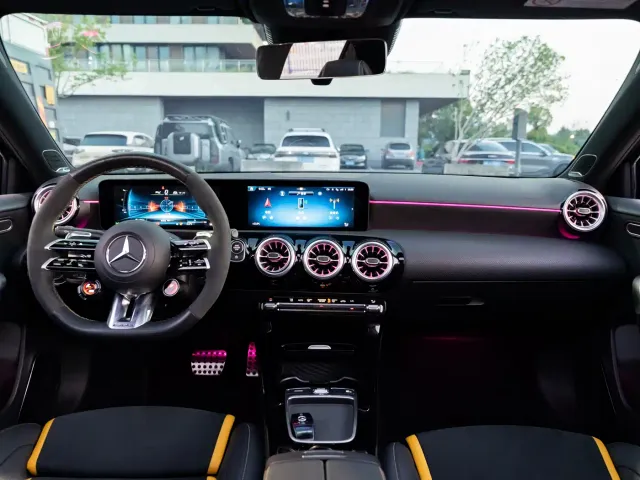 Mercedes-Benz A-Class AMG — Фото автомобиля 6