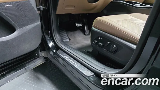 Kia Sorento — Фото автомобиля 24