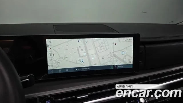 Hyundai Santafe Santa Fe (MX5) Бензин 2.5T 2WD — Фото автомобиля 11