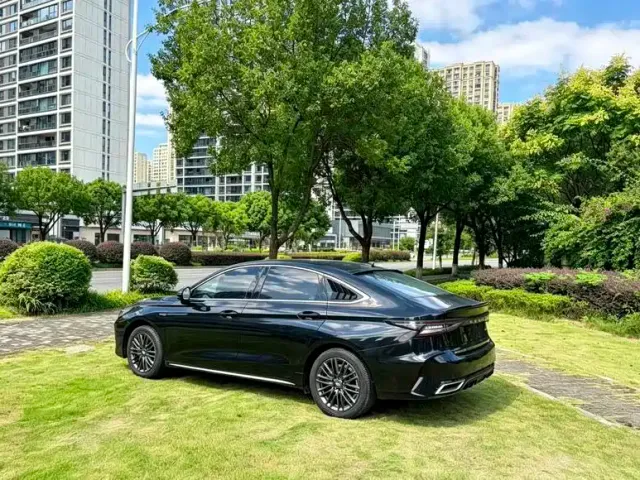 Chery Arrizo 8 — Фото автомобиля 6