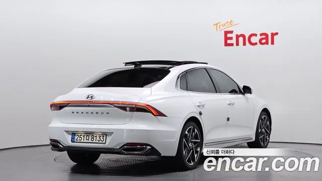 Hyundai Grandeur — Фото автомобиля 2