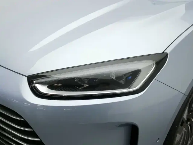 Aito M5 — Фото автомобиля 7