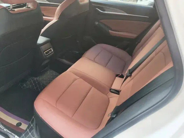 Changan Eado — Фото автомобиля 11