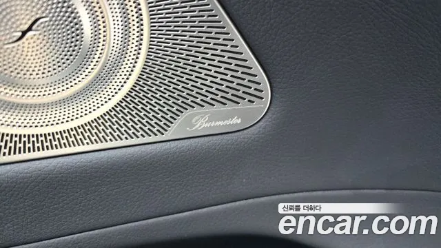Mercedes-Benz S-Class — Фото автомобиля 29