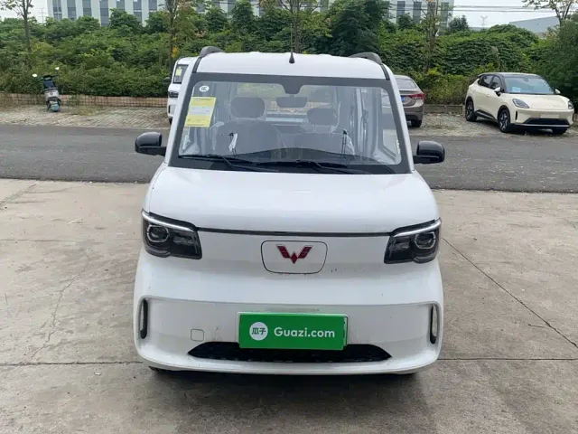 Wuling Zhiguang NEV — Фото автомобиля 2