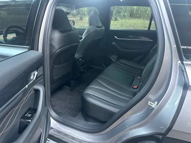 Geely Xingyue L — Фото автомобиля 10