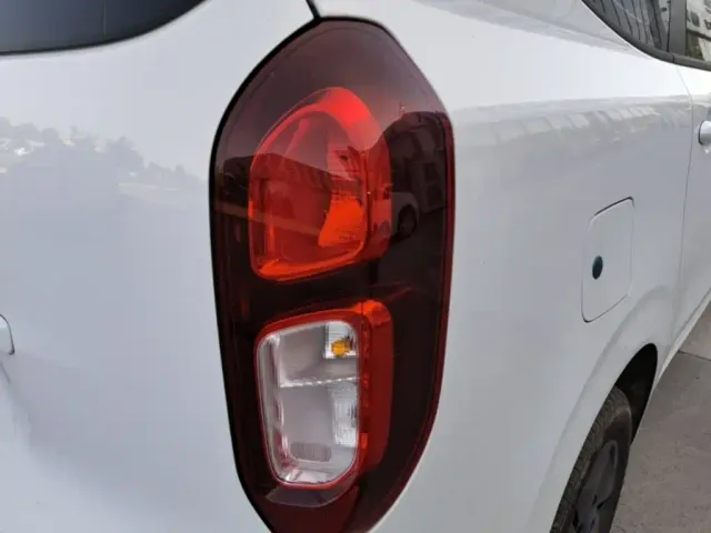 Wuling Hongguang — Фото автомобиля 12