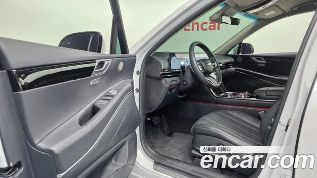 Genesis GV80 — Фото автомобиля 15