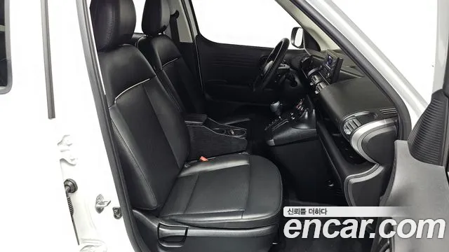 Hyundai Casper — Фото автомобиля 16
