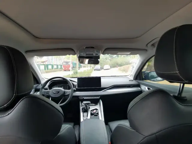 Geely Xingrui — Фото автомобиля 6