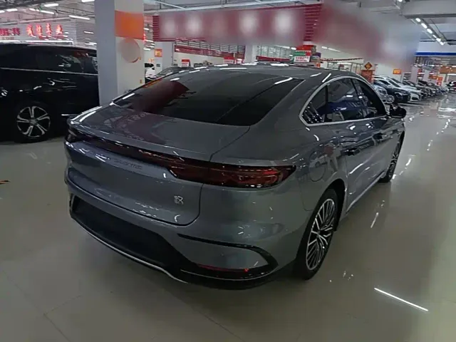 BYD Han — Фото автомобиля 6