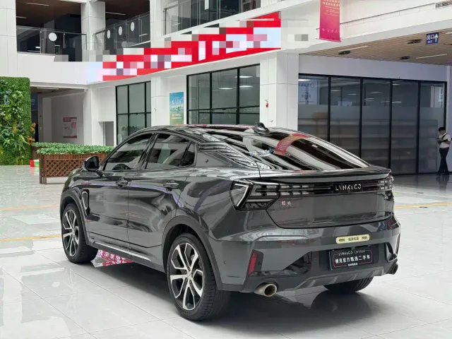 Lynk & Co 05 — Фото автомобиля 16