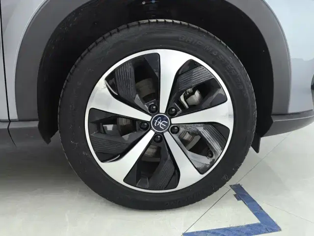 BYD Song PLUS — Фото автомобиля 6