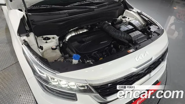 Kia Seltos Seltos Бензин 1.6 турбо 2WD — Фото автомобиля 6