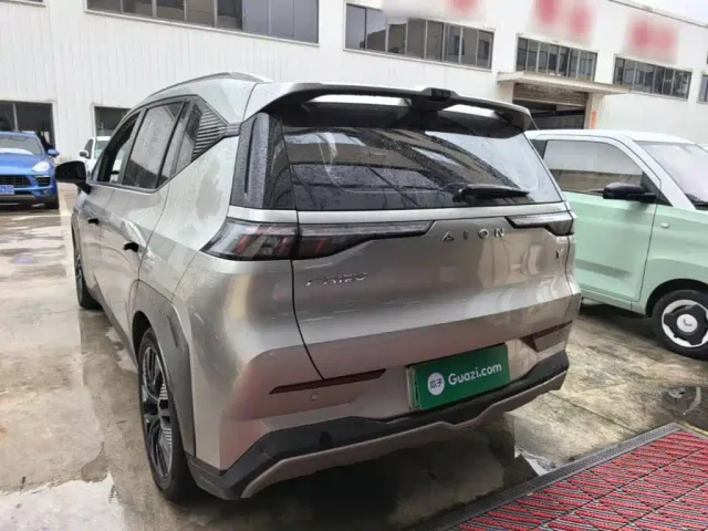 GAC Aion Y — Фото автомобиля 4