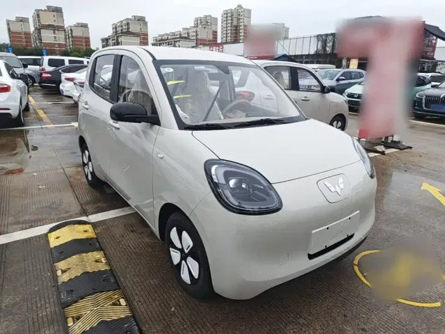 Wuling Hongguang Mini EV — Фото автомобиля 3