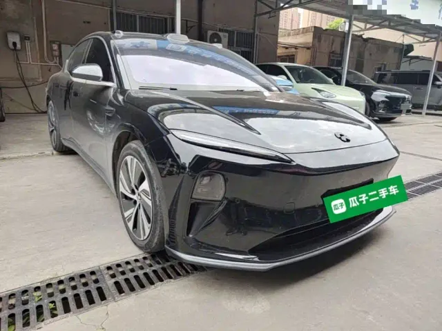 Nio ET5 — Фото автомобиля 3