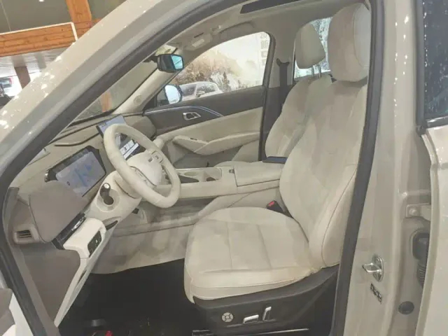 Haval Xiaolong MAX — Фото автомобиля 14
