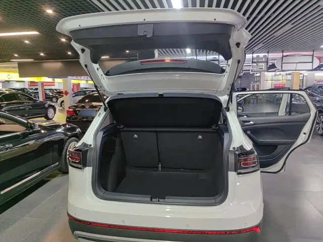 Volkswagen Tharu — Фото автомобиля 18