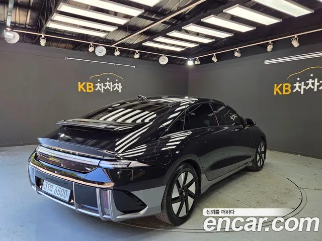Hyundai Ioniq 6 — Фото автомобиля 2